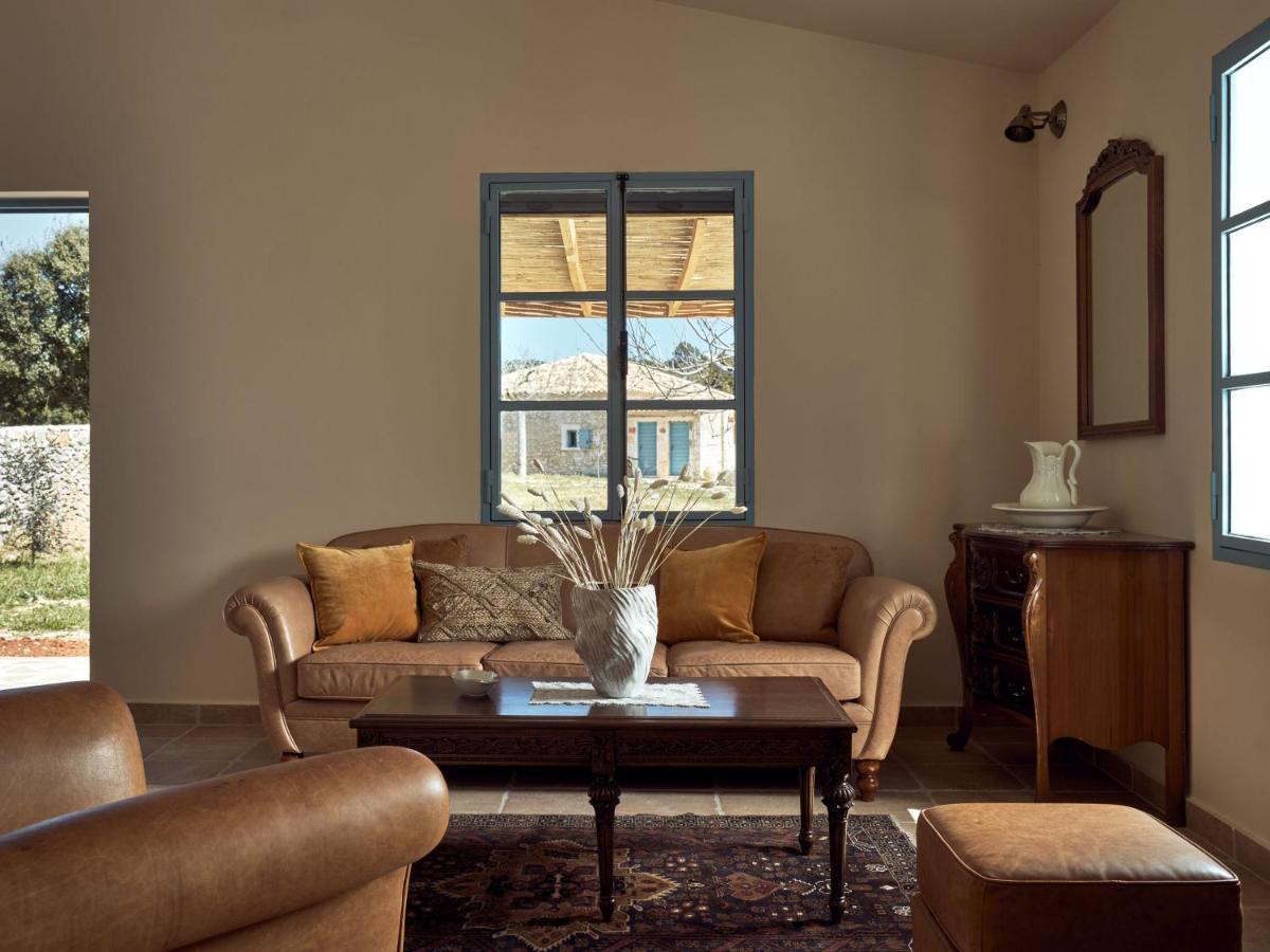 Alkis Farm And Residence Gyri Екстер'єр фото